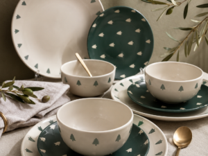 Leaf Design Green and White Dinner Set