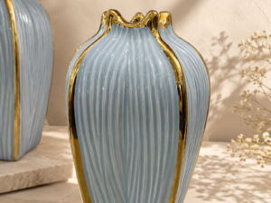 Peanut Style Vase