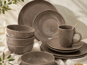 Plain Brown Dinner Set